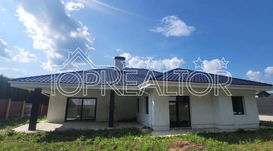 Продам современный 1-этажный дом в коттеджном посёлке Флоринка-1 | Toprealtor