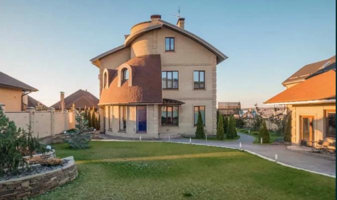 Продаж 3-поверхового будинку на Флорінці-1 | Toprealtor