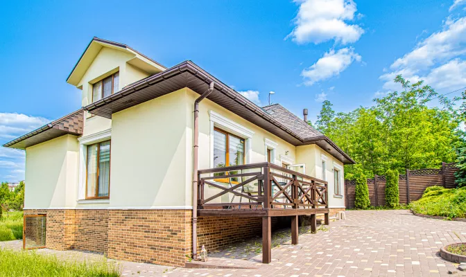 Продажа уютного 2-этажного коттеджа на Флоринке | Toprealtor