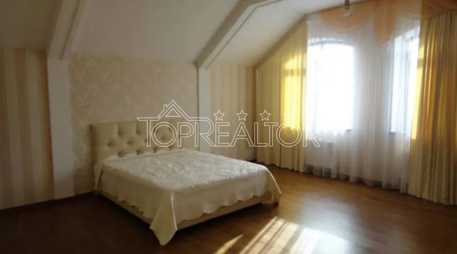 Продам котедж на Олексіївці | Toprealtor