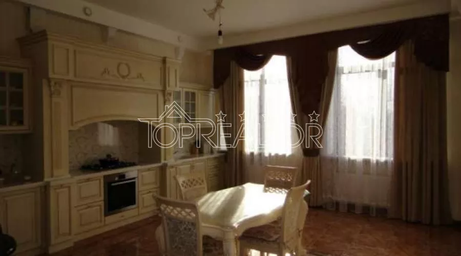 Продам котедж на Олексіївці | Toprealtor