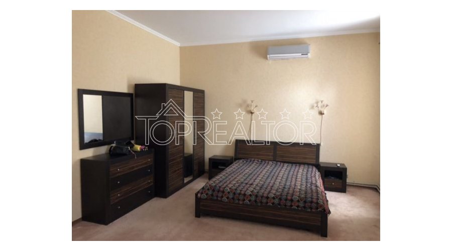 Продам 3-комнатную квартиру в Слободской Усадьбе | Toprealtor