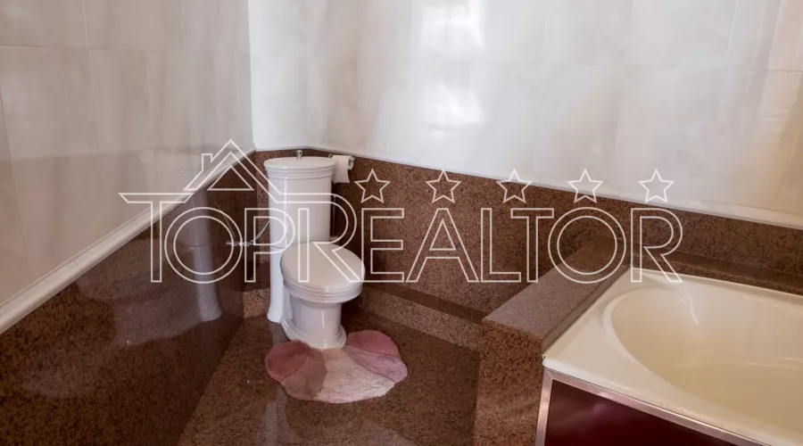 Продам 4-кімнатну квартиру в елітному будинку по вул. Сумській | Toprealtor