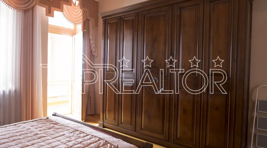 Продам 4-кімнатну квартиру в елітному будинку по вул. Сумській | Toprealtor