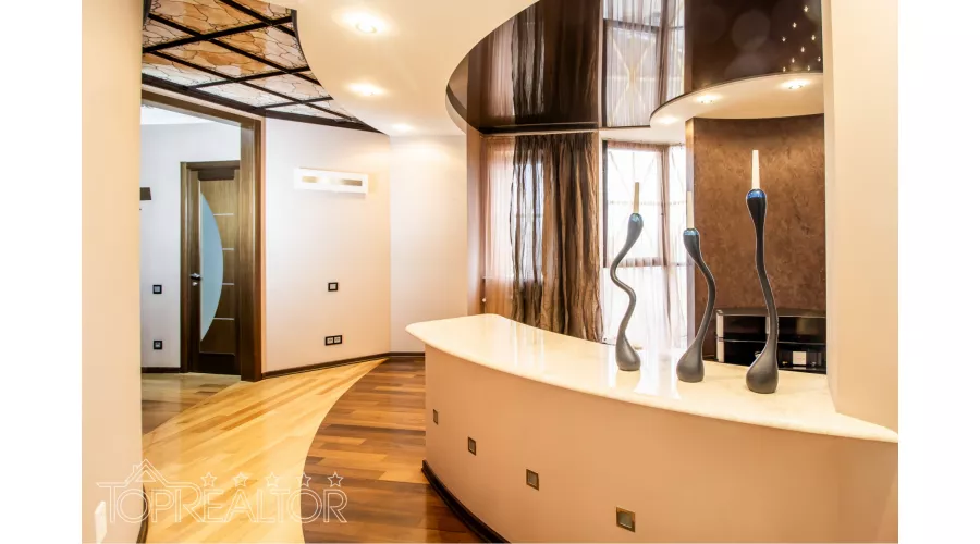 Продам 4-кімнатну квартиру в клубному будинку Азарін на провулку О. Яроша 16-Б | Toprealtor