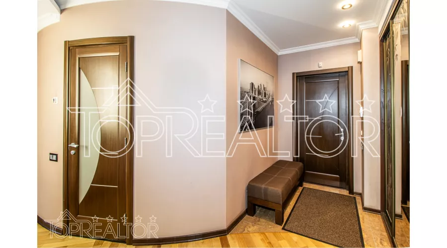 Продам 4 комнатную квартиру в клубном доме Азарин на пер.О. Яроша 16-Б | Toprealtor