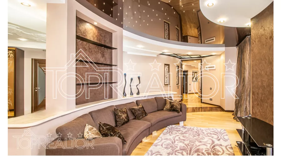 Продам 4 комнатную квартиру в клубном доме Азарин на пер.О. Яроша 16-Б | Toprealtor