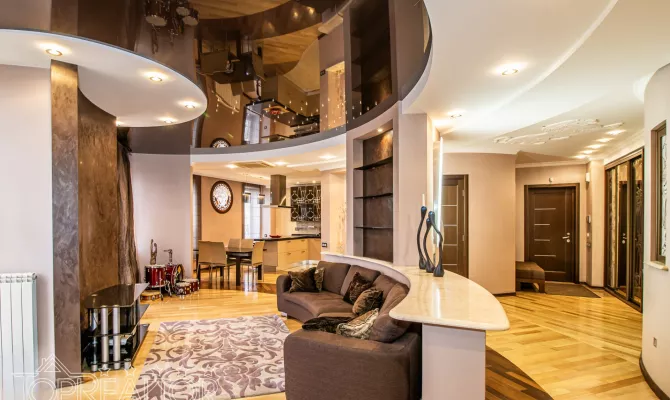 Продам 4-кімнатну квартиру в клубному будинку Азарін на провулку О. Яроша 16-Б | Toprealtor