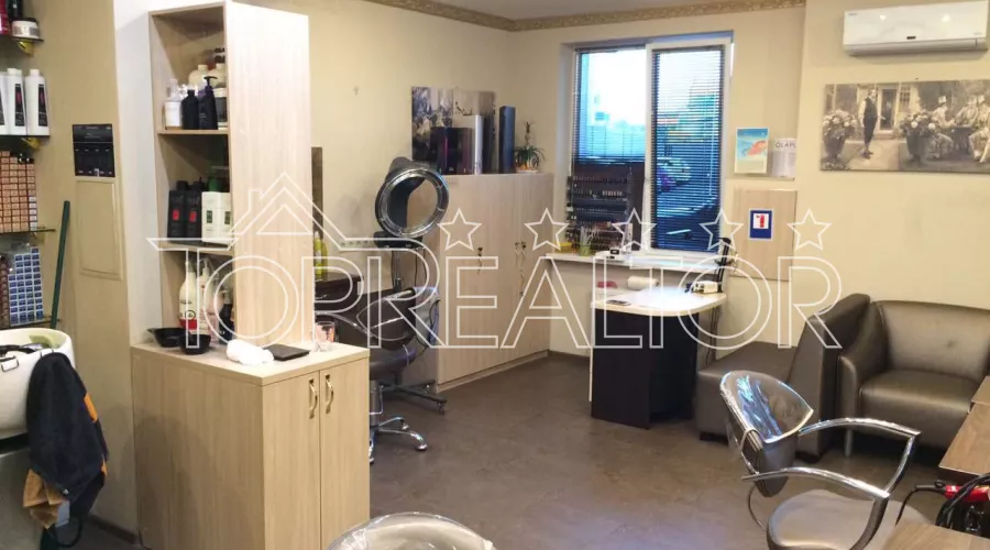 Діючий салон краси | Toprealtor