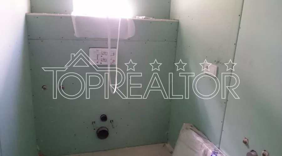 2-поверховий будинок на П. Поле за церквою по вул. Дерев'янко | Toprealtor