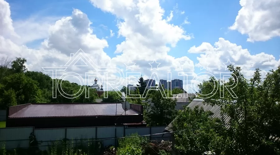 2-поверховий будинок на П. Поле за церквою по вул. Дерев'янко | Toprealtor