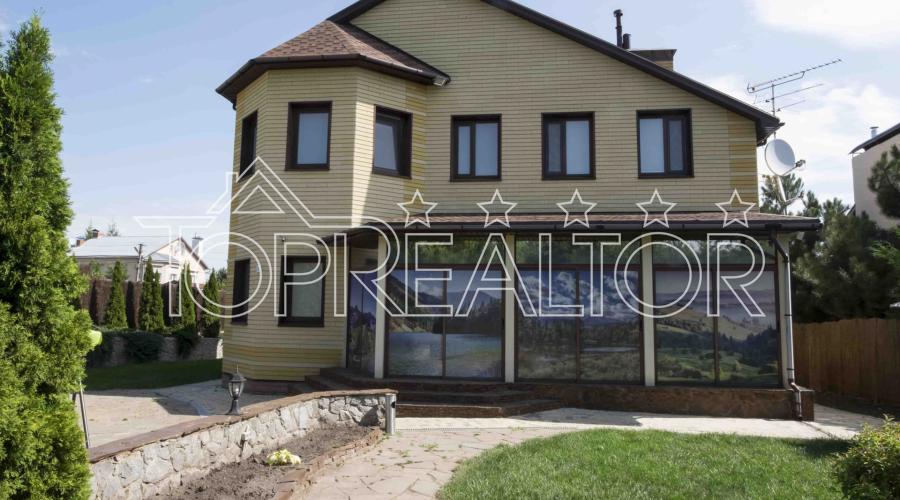Продам современный коттедж в посёлке Лесное | Toprealtor