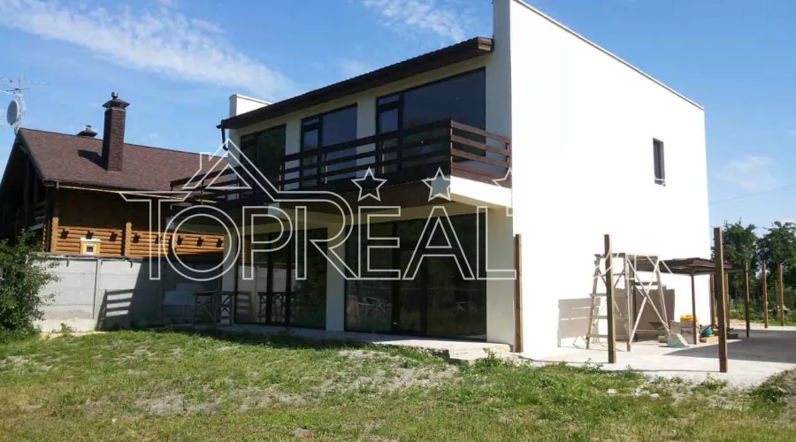 Сучасний будинок на Журавлівському водосховищі | Toprealtor