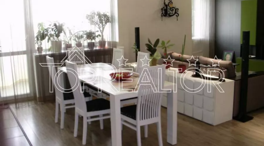 Продам 2 кімнатну квартиру в новобудові бізнес-класу ЖК Світлий | Toprealtor