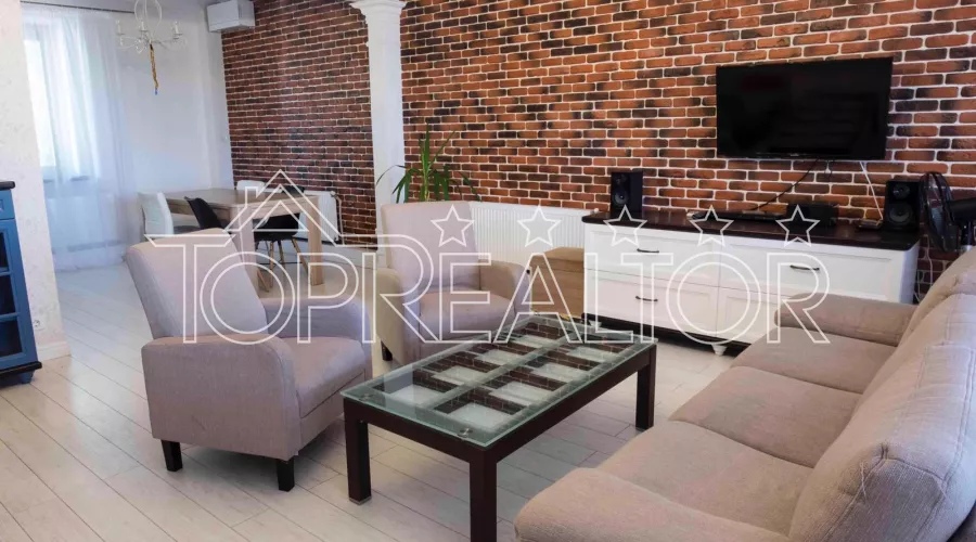 Будинок в Безлюдівці з виходом до води | Toprealtor