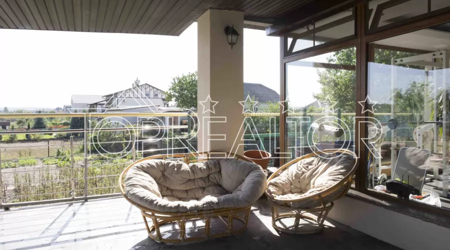 Будинок в Безлюдівці з виходом до води | Toprealtor