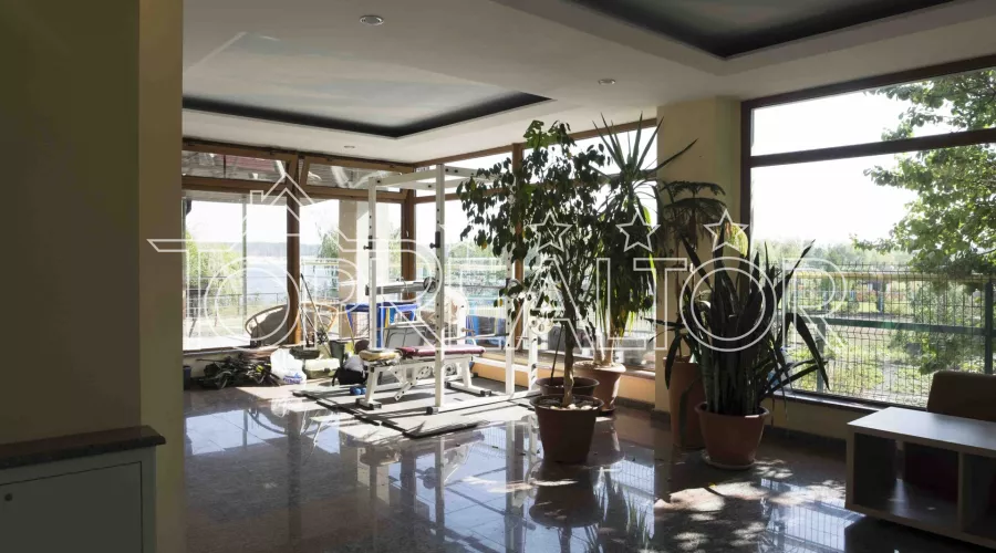 Будинок в Безлюдівці з виходом до води | Toprealtor