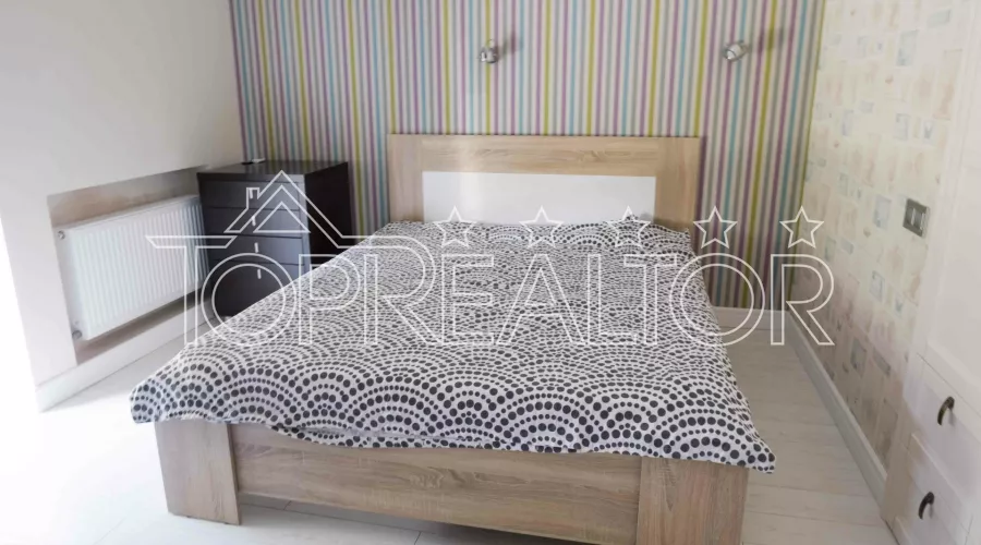 Будинок в Безлюдівці з виходом до води | Toprealtor