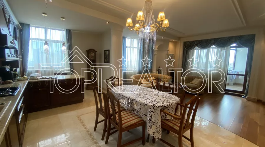 Продам 4 кімнатну квартиру в престижному будинку на вул. Чайковської 6 | Toprealtor