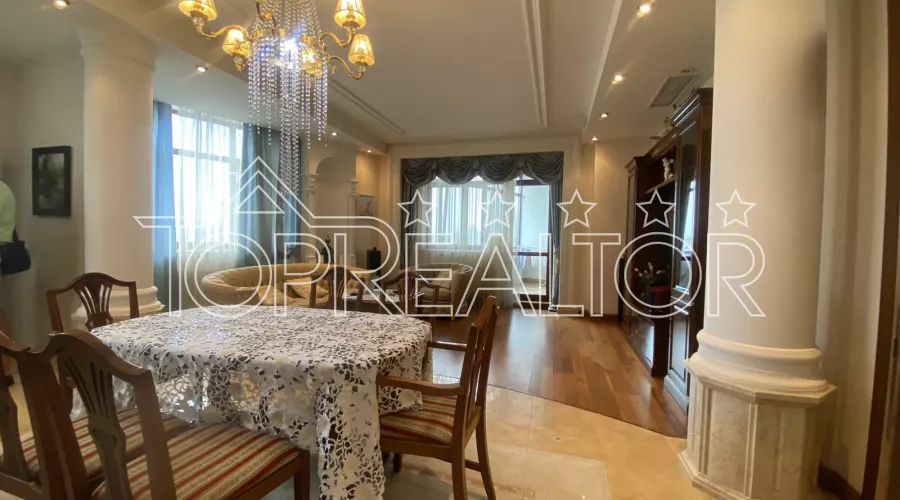 Продам 4 кімнатну квартиру в престижному будинку на вул. Чайковської 6 | Toprealtor