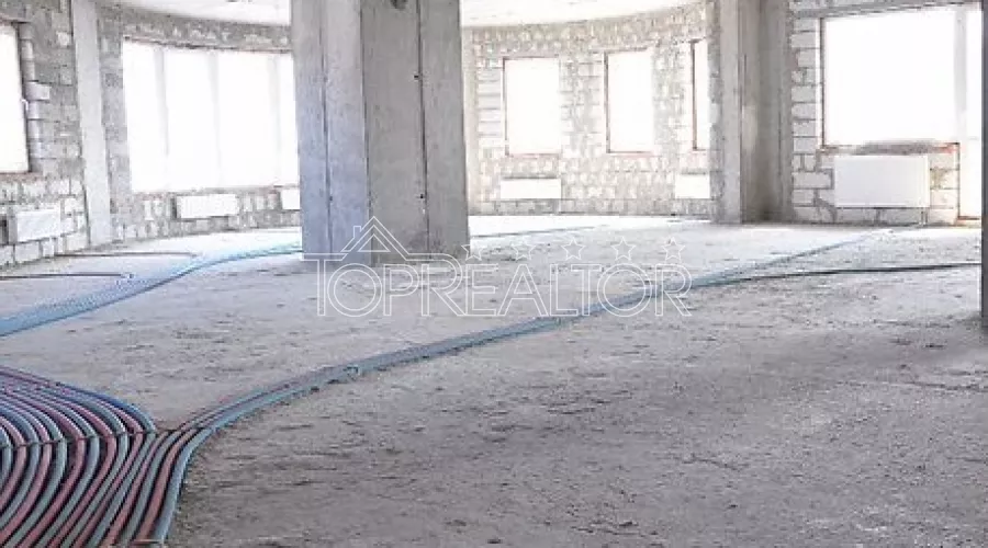 Продам 3 кімнатну квартиру в ЖК Світлий | Toprealtor