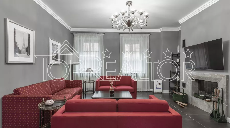 Коттедж на Шатиловке с новым ремонтом | Toprealtor