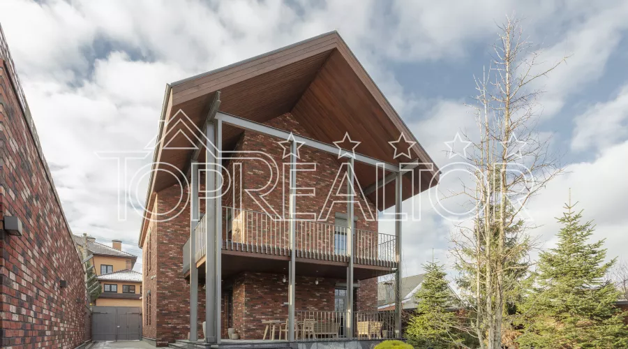 Коттедж на Шатиловке с новым ремонтом | Toprealtor