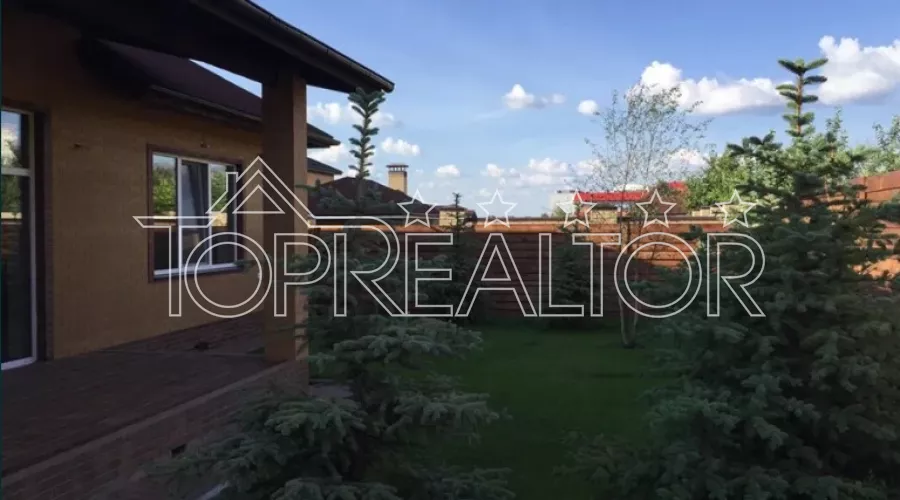 Продам будинок на Флоринці, всього 4 будинки на одній ділянці | Toprealtor