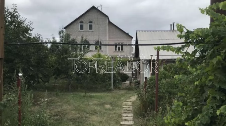 Продам двоповерховий будинок в котеджному селищі на Флоринці-1 | Toprealtor