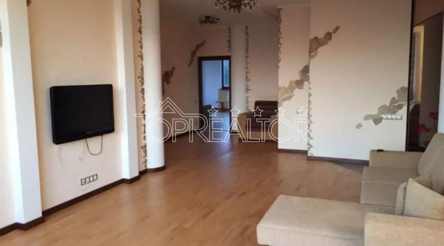 Продам 4-кімнатну квартиру в елітному будинку на вул. Чернишевській 31 А | Toprealtor