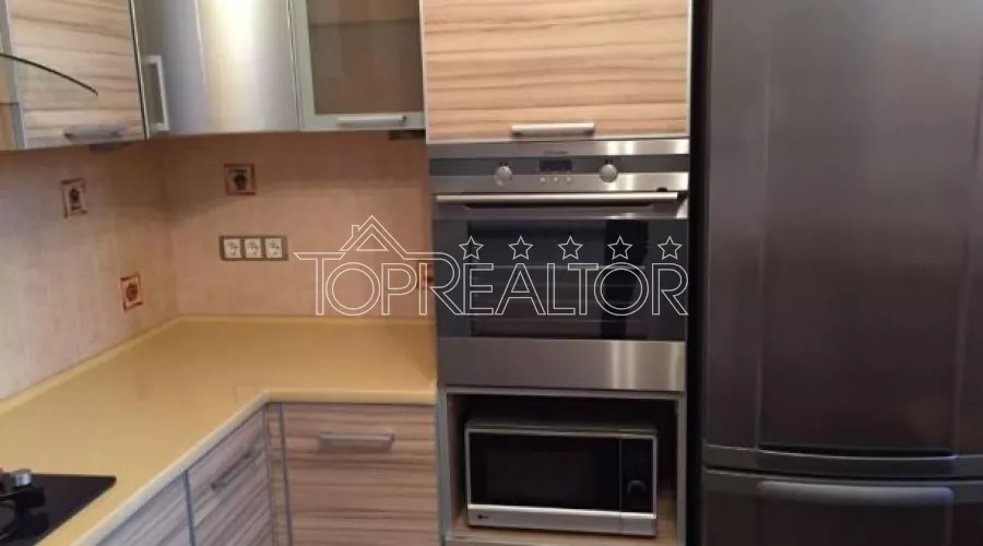 Продам 4-кімнатну квартиру в елітному будинку на вул. Чернишевській 31 А | Toprealtor