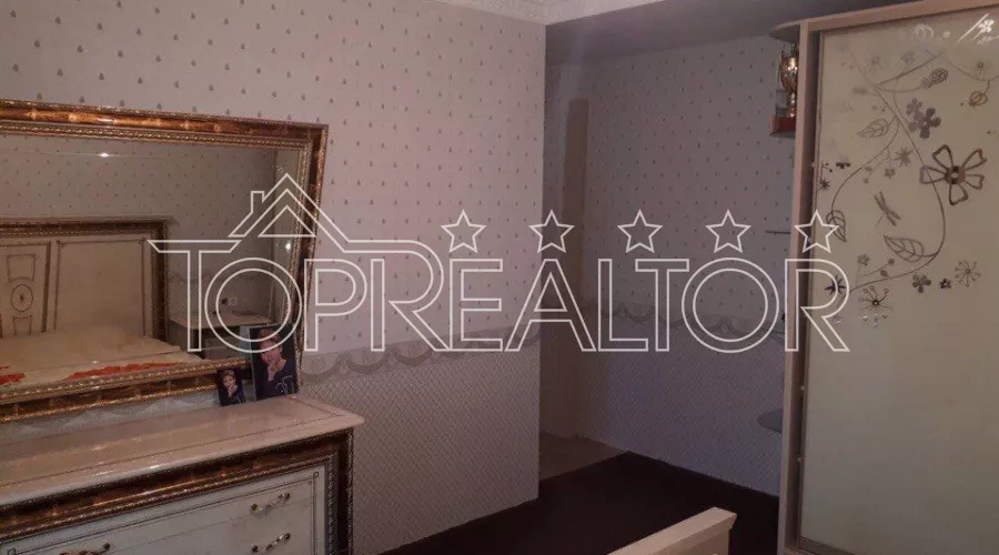 Продам 2 кімнатну квартиру в елітному будинку Садова Горка | Toprealtor