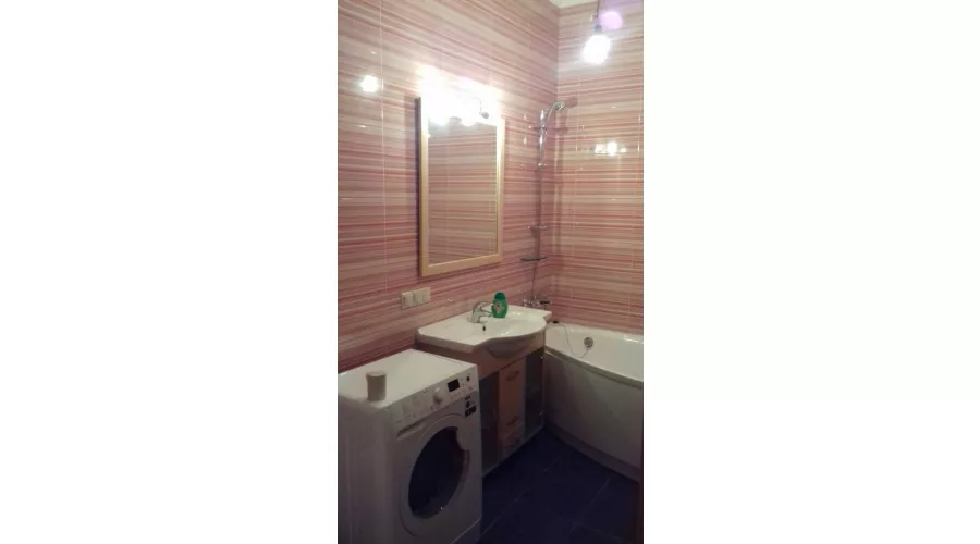 Продам 3 кімнатну квартиру в центрі | Toprealtor