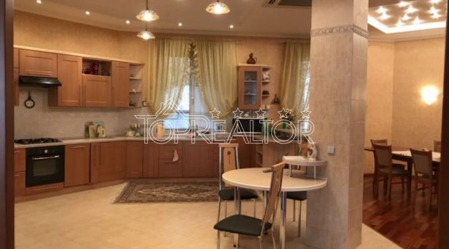 Продам 6 комнатную квартиру в клубном доме на ул. Ярослава Мудрого 22 Б | Toprealtor