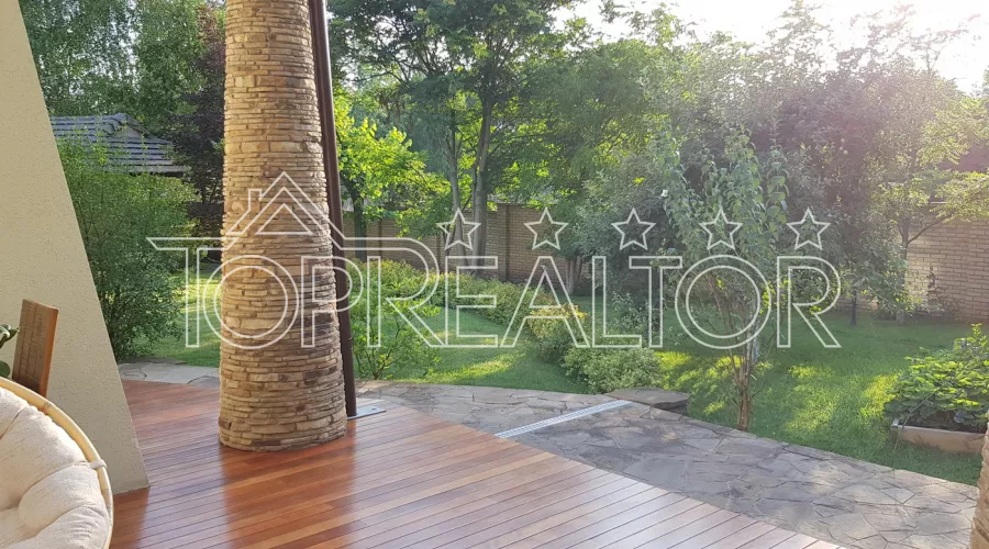 Продам будинок в Сокольниках з ремонтом | Toprealtor