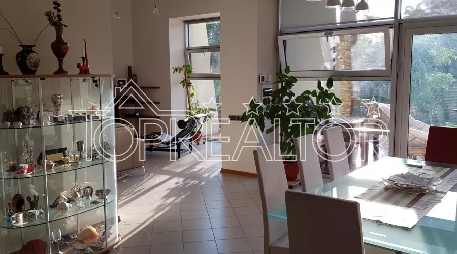 Продам будинок в Сокольниках з ремонтом | Toprealtor