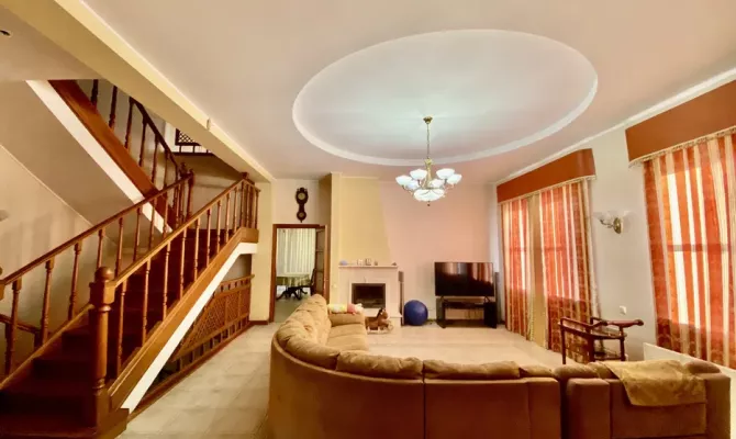 Продам 2-поверховий котедж в Сокольниках з притулком | Toprealtor