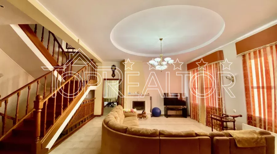 Продам 2-поверховий котедж в Сокольниках з притулком | Toprealtor