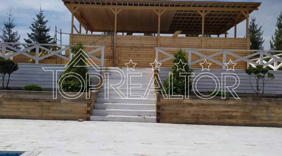 Продам ділянку 10 соток в котеджному селищі Шале-Грааль | Toprealtor