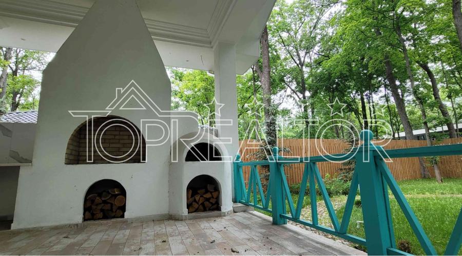 Продам дом в прованском стиле в пос.Форест с ремонтом | Toprealtor