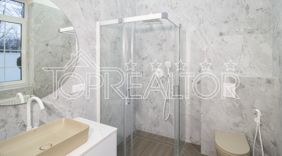 Продам дом в прованском стиле в пос.Форест с ремонтом | Toprealtor