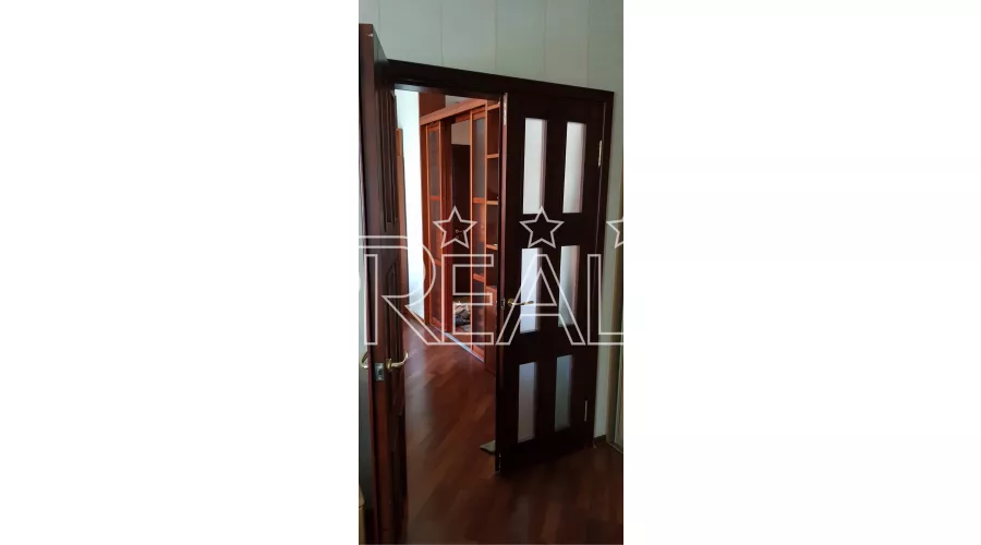 Продам 3 кімнатну квартиру поруч з парком Горького, Сумська 126 | Toprealtor