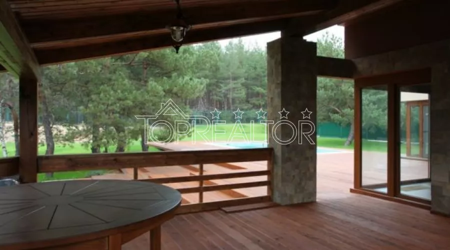 Продам сучасний будинок у сосновому лісі в Артюхівці | Toprealtor