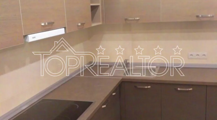 Квартира на середньому поверсі ЖК Домініон | Toprealtor