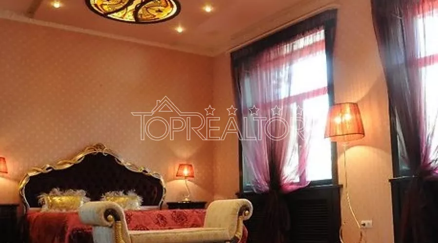 Продам дворівневу 6-кімнатну квартиру в центрі міста | Toprealtor