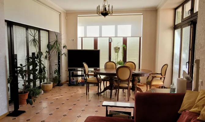 Продам 3-поверховий котедж на Сокольниках | Toprealtor