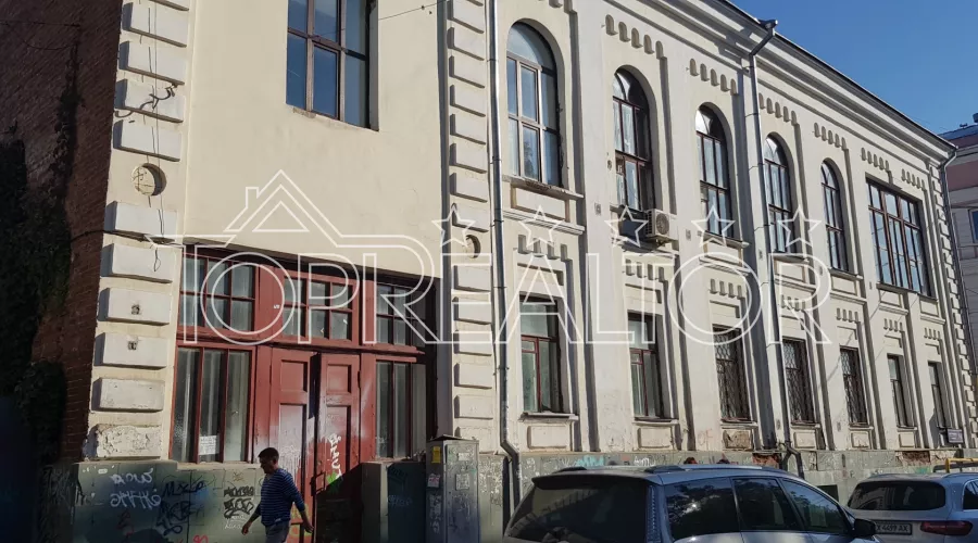 Будівля по вулиці Римарській | Toprealtor