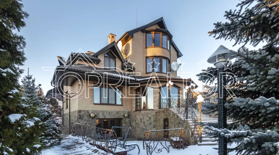 Продам розкішну садибу в Ольховці | Toprealtor