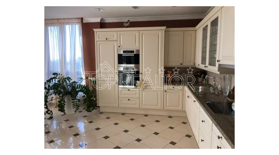 Продам 4 кімнатну квартиру в новобудові на Ромена Роллана 15 А | Toprealtor