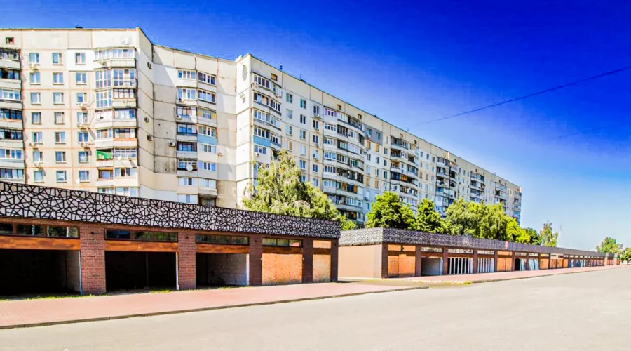 Магазини 61,  66,2  та 70 кв.м. у новому торговому комплексі поруч із метро Героїв Праці | Toprealtor